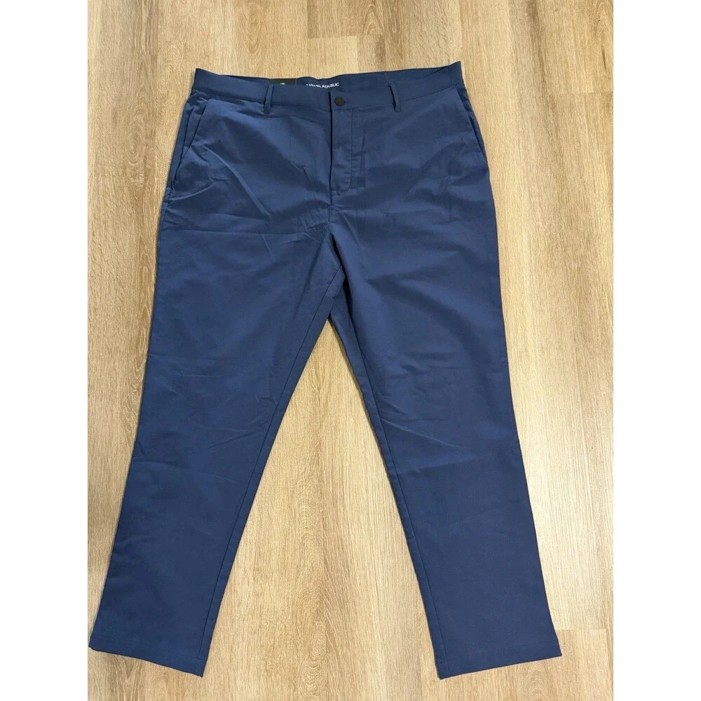 Banana Republic Men’s Flat Front Pants Lot Of 2 Blue And Black NEW 40x30